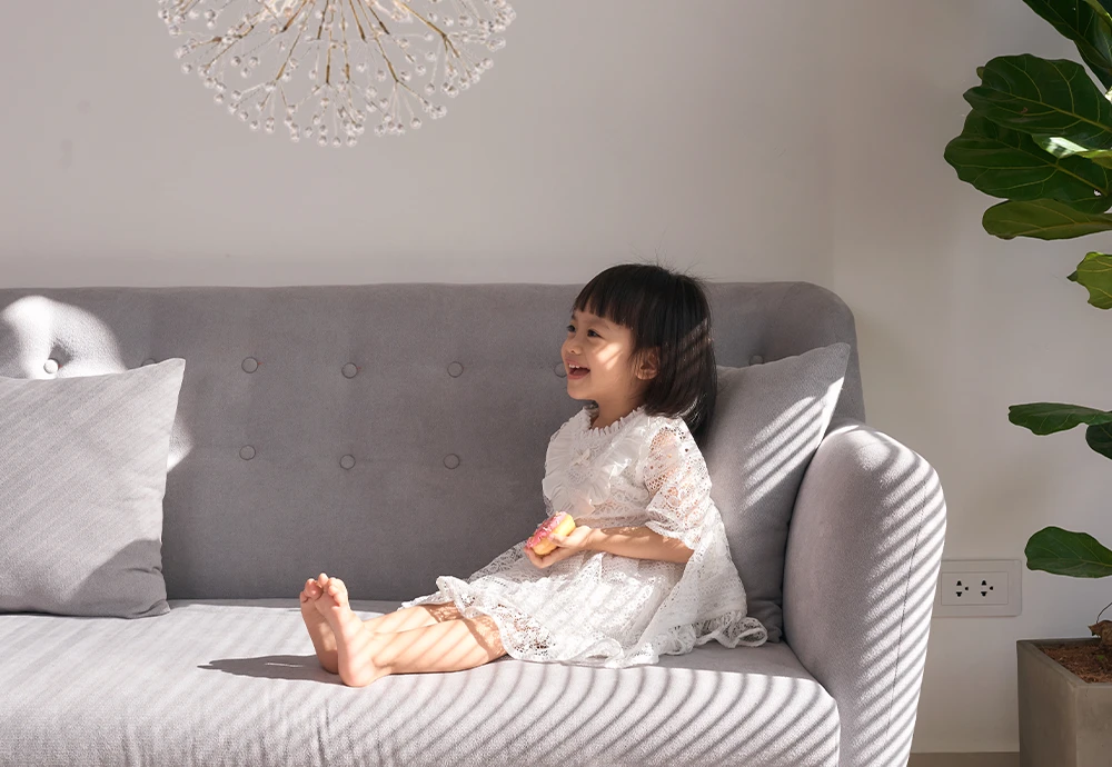 Rediscovering Elegance with Vintage Globe Chandeliers